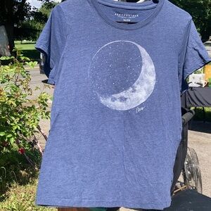 Aeropostale Shirt / Moon / Size XL